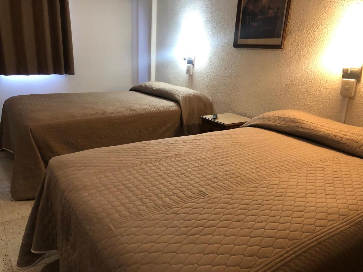 Hotel Lorena Лос Мочис Екстериор снимка