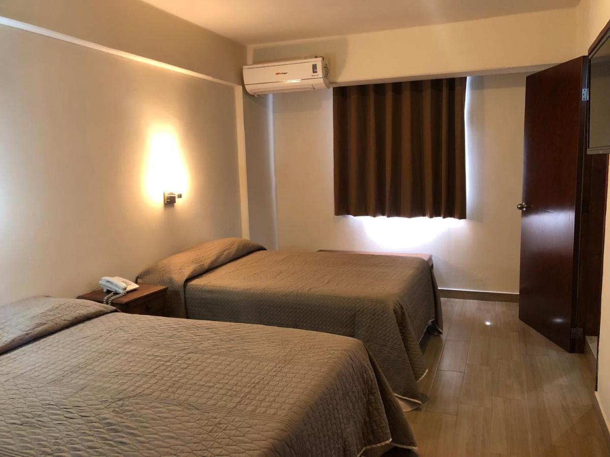 Hotel Lorena Лос Мочис Екстериор снимка