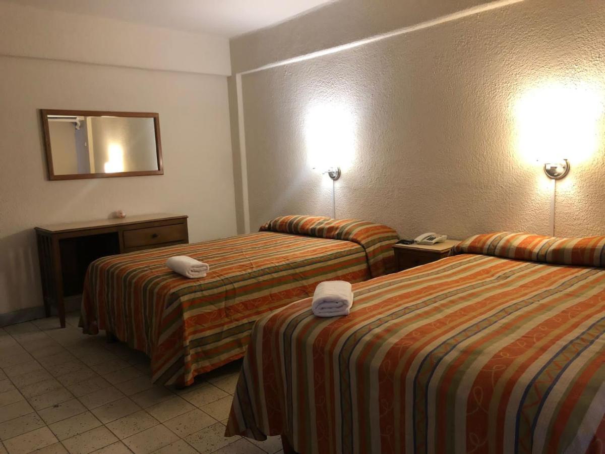 Hotel Lorena Лос Мочис Екстериор снимка