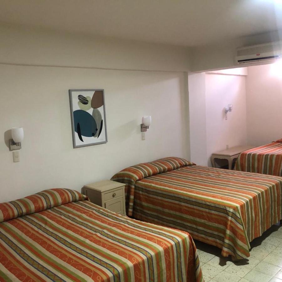 Hotel Lorena Лос Мочис Екстериор снимка